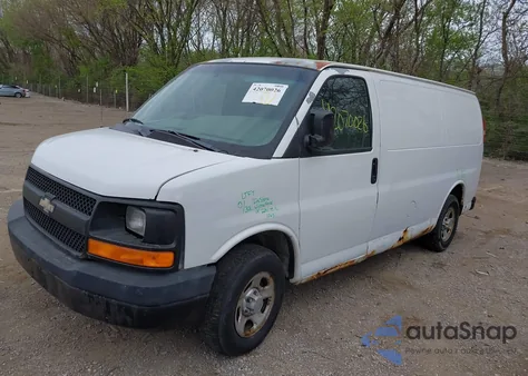2004 Chevrolet Express from USA, damaged, VIN 1GCFG15XX41232932